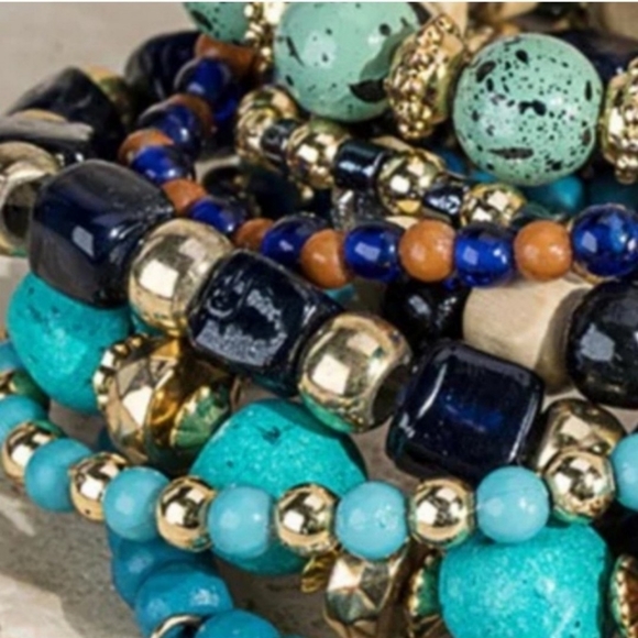 4- MULTI-LAYERED STRETCH BEADED BRACELETS-NEW-Set of 4. - Picture 5 of 7